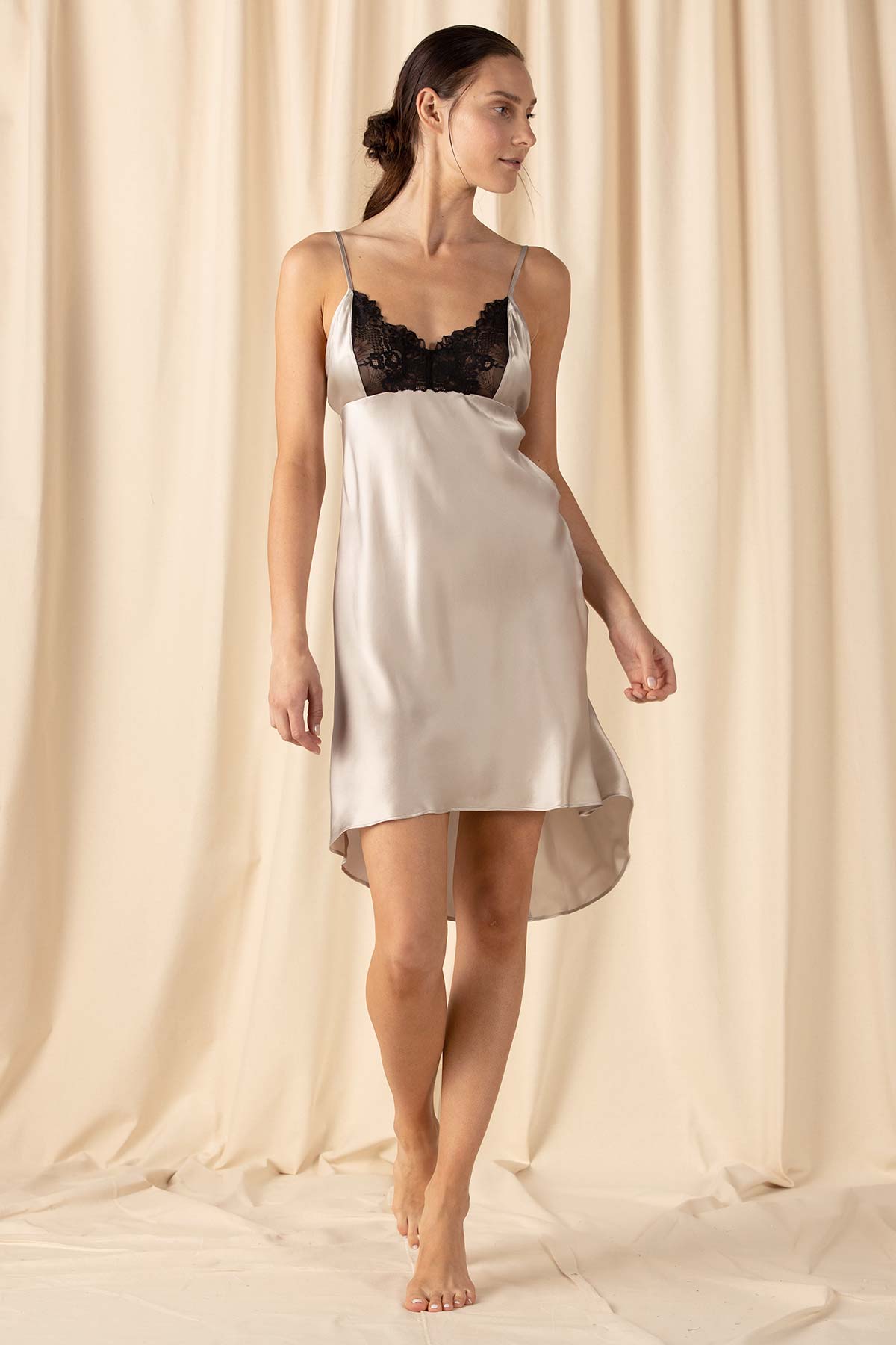 Mischa Boudoir Hi-Lo Chemise Chemise NK iMODE winter-fog grey S